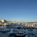 Kadevi -centralissimo, Parcheggio Gratuito, Bici A Disposizione-