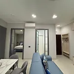 Kadevi -centralissimo, Parcheggio Gratuito, Bici A Disposizione- Apartment Sanremo