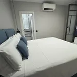 Kadevi -centralissimo, Parcheggio Gratuito, Bici A Disposizione- アパート サンレモ