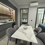 Kadevi -centralissimo, Parcheggio Gratuito, Bici A Disposizione- サンレモ