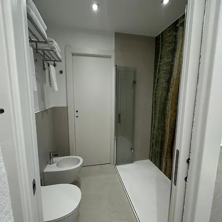 Kadevi Apartment -Centralissimo, Parcheggio, Bici- *