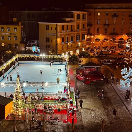 Kadevi Apartment -Centralissimo, Parcheggio Gratuito, Bici A Disposizione- * サンレモ