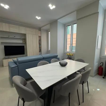 Kadevi Apartment -Design E Comfort, Fronte Mare, Parcheggio, Bici-