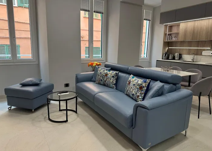 Kadevi -centralissimo, Parcheggio Gratuito, Bici A Disposizione- Санремо