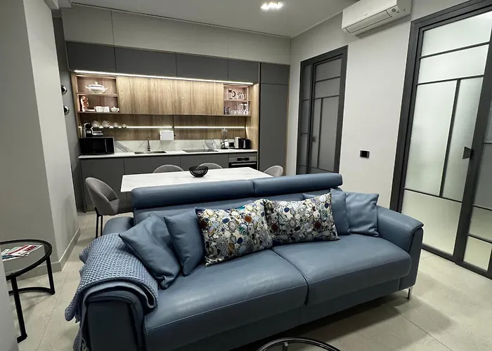 Kadevi -centralissimo, Parcheggio Gratuito, Bici A Disposizione-