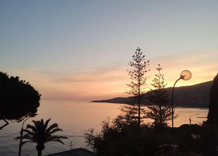 Apartment Kadevi -centralissimo, Parcheggio Gratuito, Bici A Disposizione- Sanremo